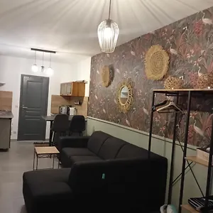  Appartement Meuble 4km Aeroport Belgique